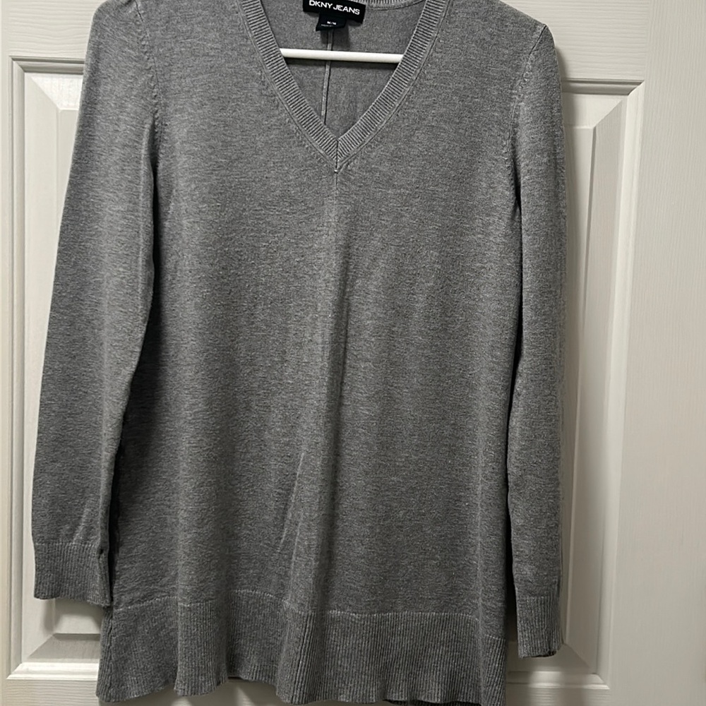 DNKY JEANS V Neck Sweater Size M